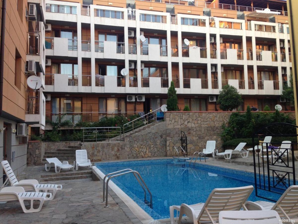 Святой Влас, Комплекс Sea Breeze Sveti Vlas Esterno foto